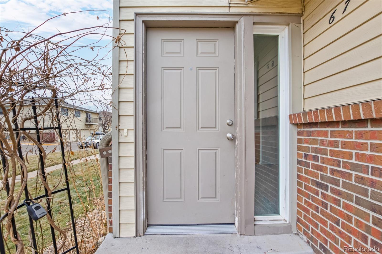 3354 S Flower Street Unit: 67