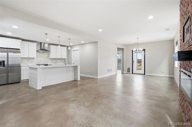 529 Foxtail Place
