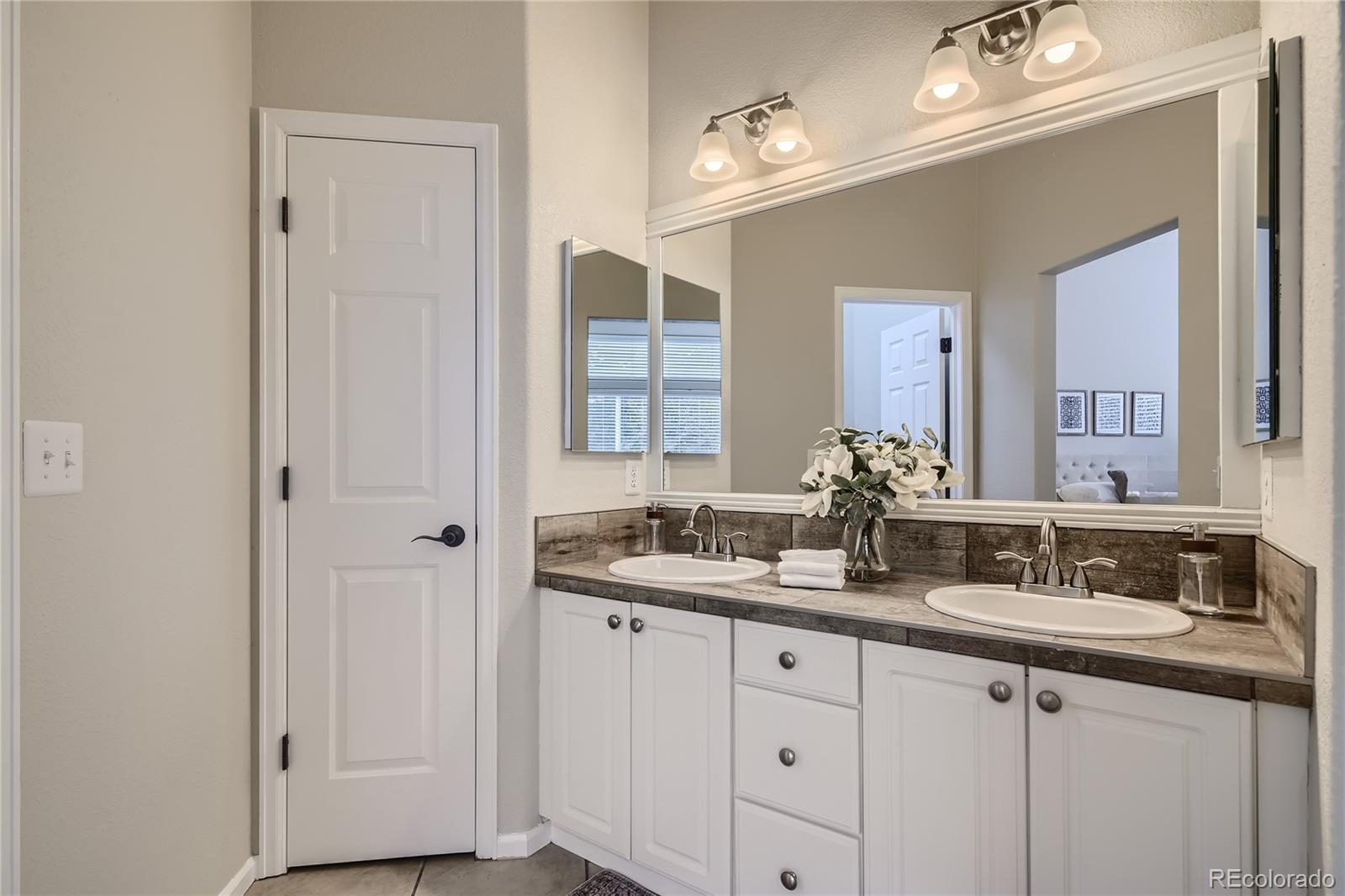 10289 Spotted Owl Court