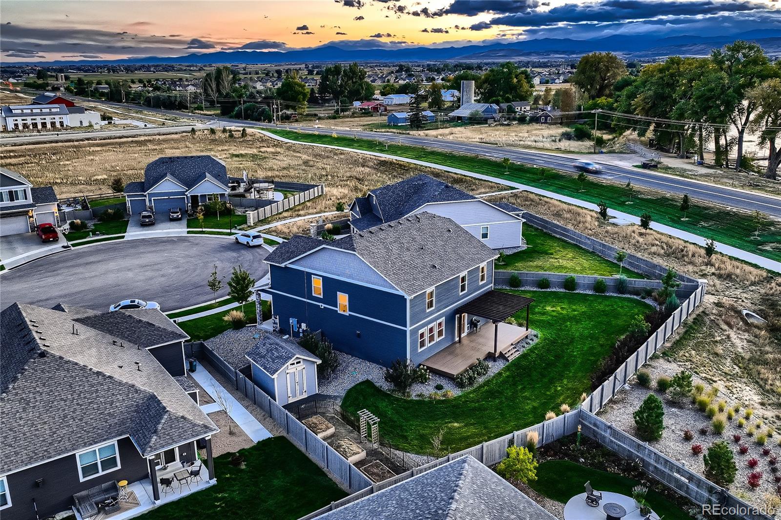 1146 Longs Peak Avenue