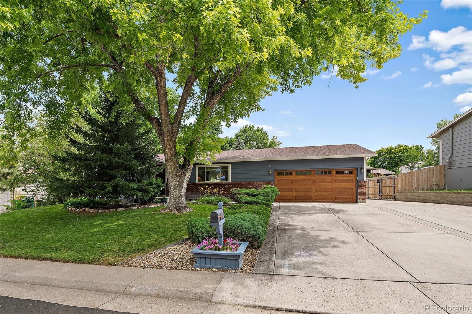 1074 E Fremont Circle