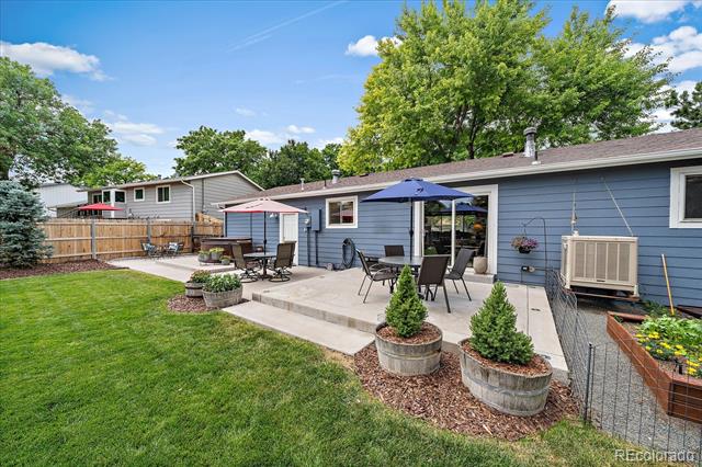 1074 E Fremont Circle