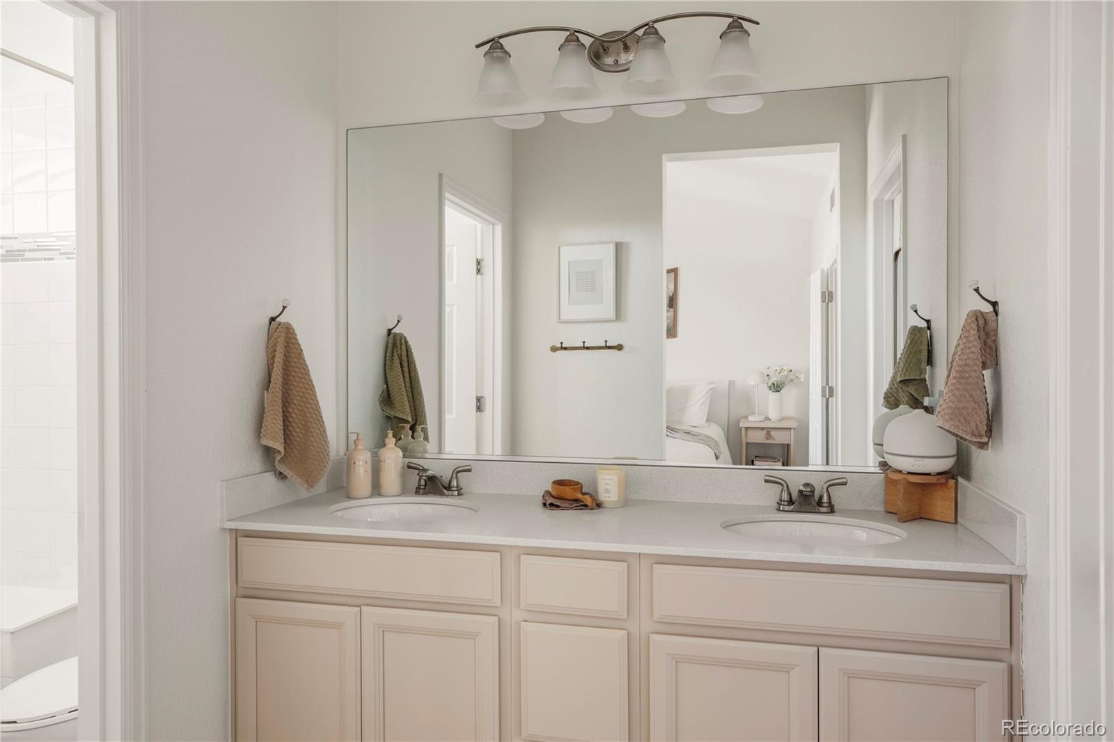 14700 E 104th Avenue Unit: 3505