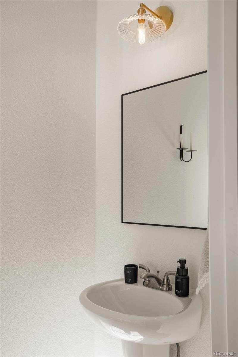 14700 E 104th Avenue Unit: 3505