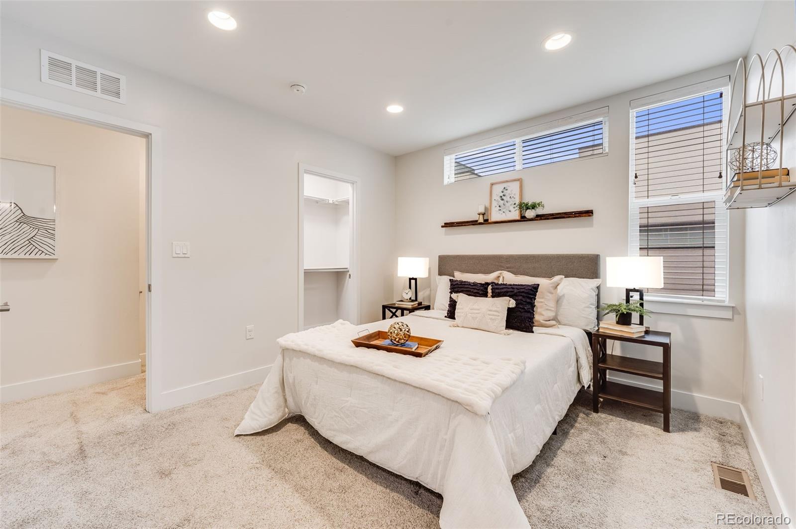 2922 W 26th Avenue Unit: 4