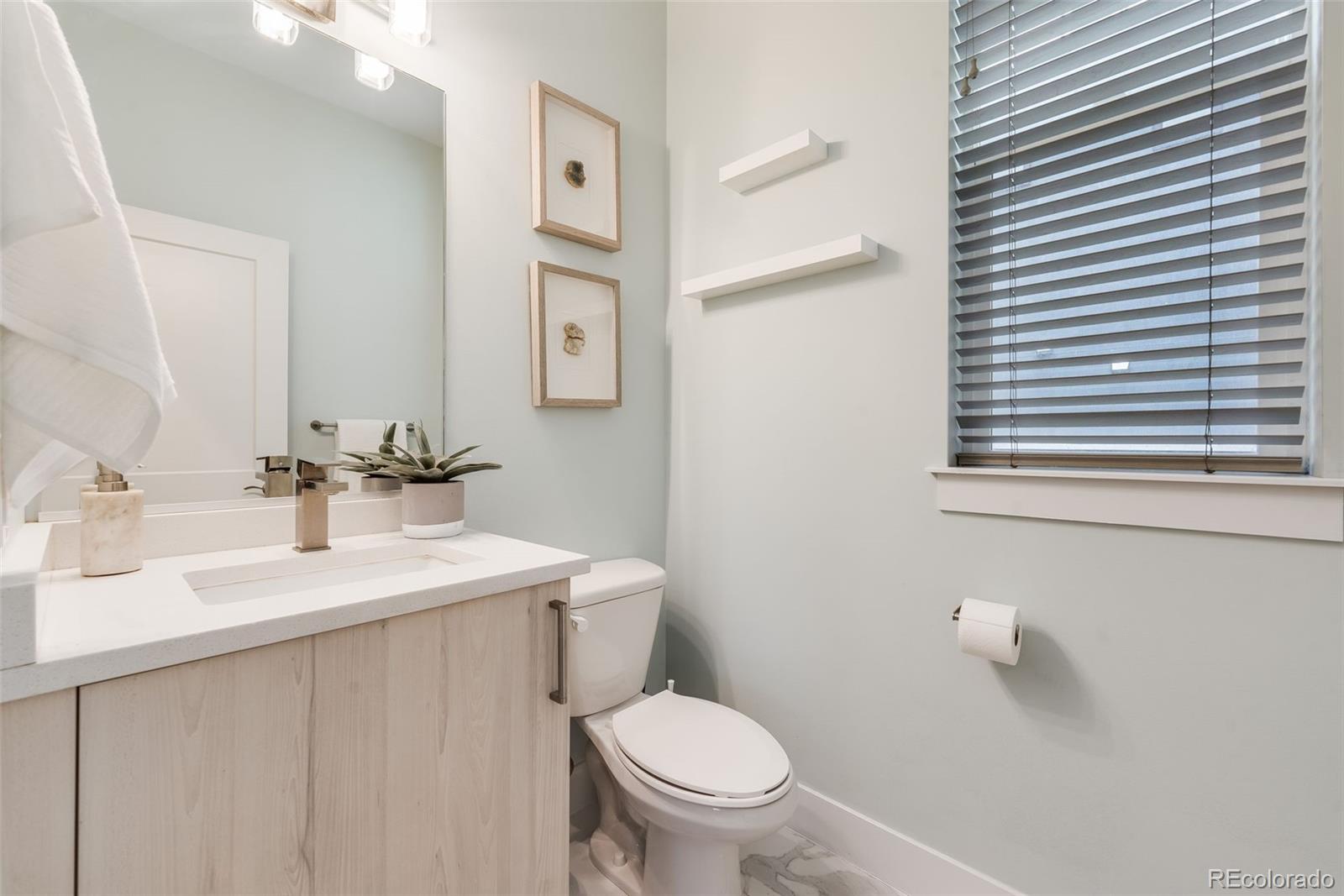 2922 W 26th Avenue Unit: 4