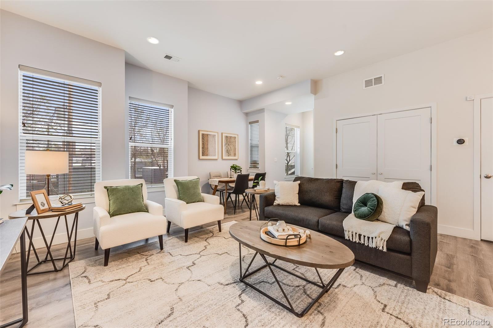 2922 W 26th Avenue Unit: 4