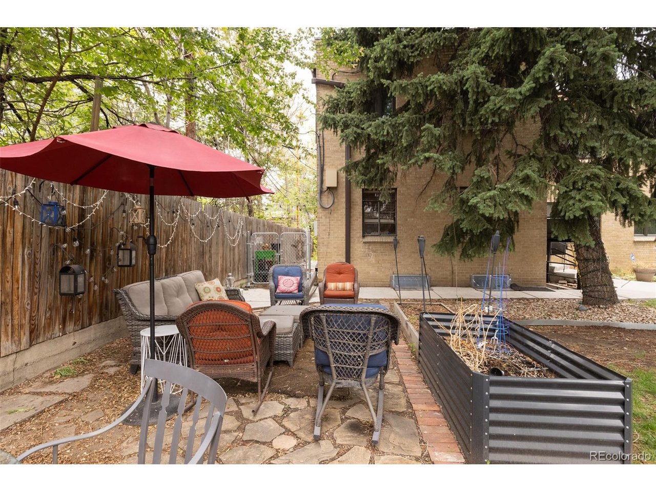 1481 Ash St 4