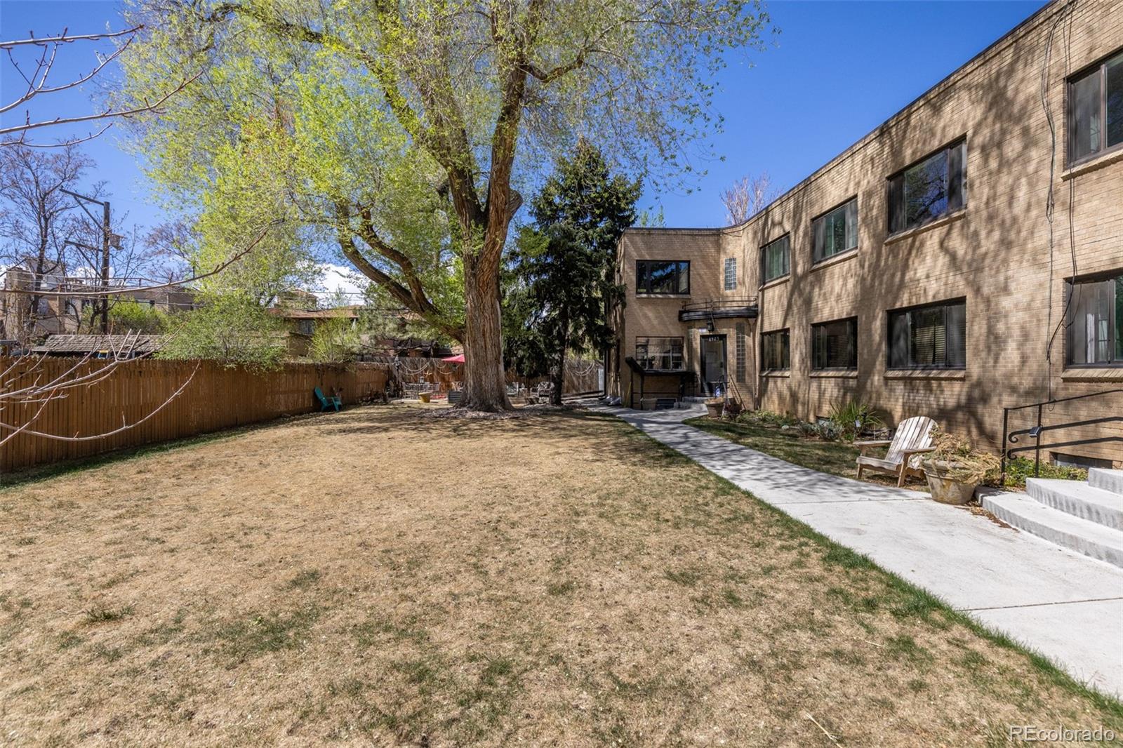 1481 Ash Street Unit: 4