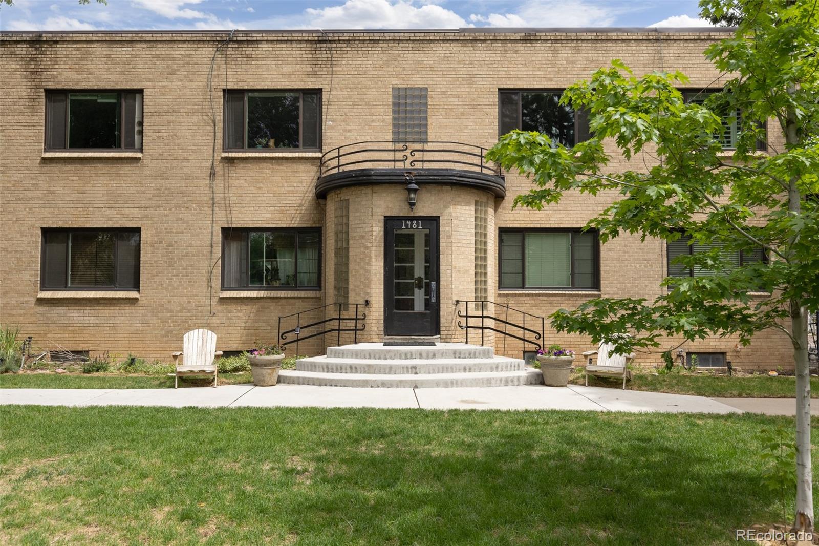 1481 Ash Street Unit: 4