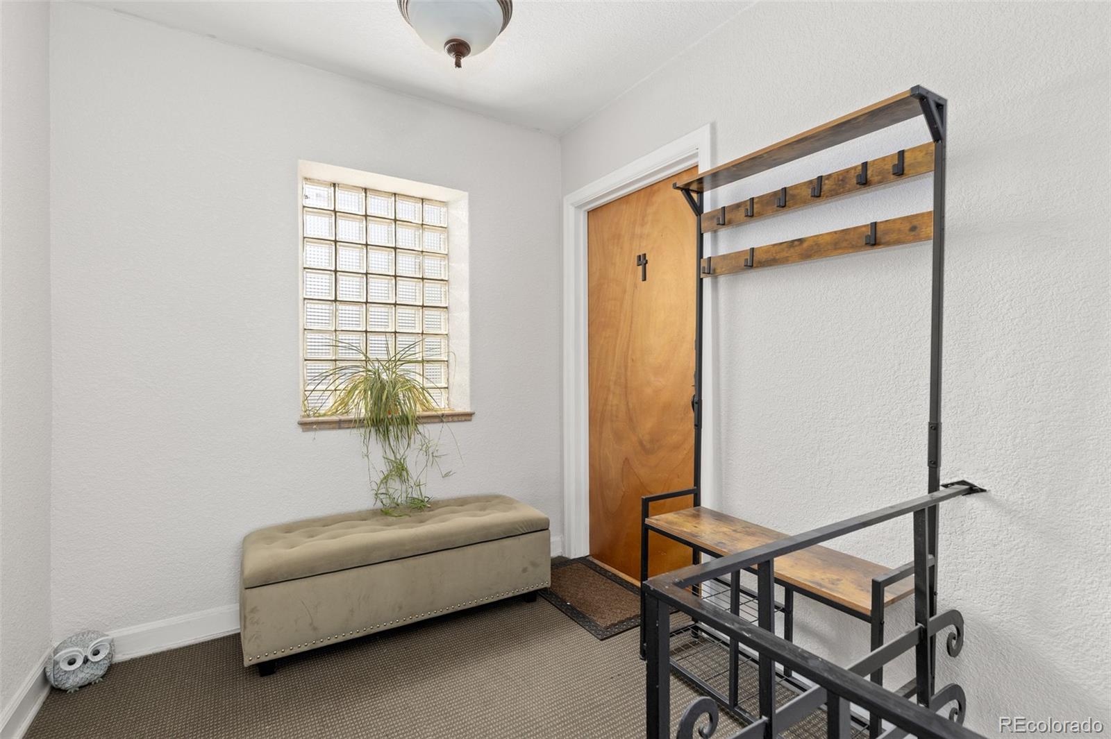 1481 Ash Street Unit: 4