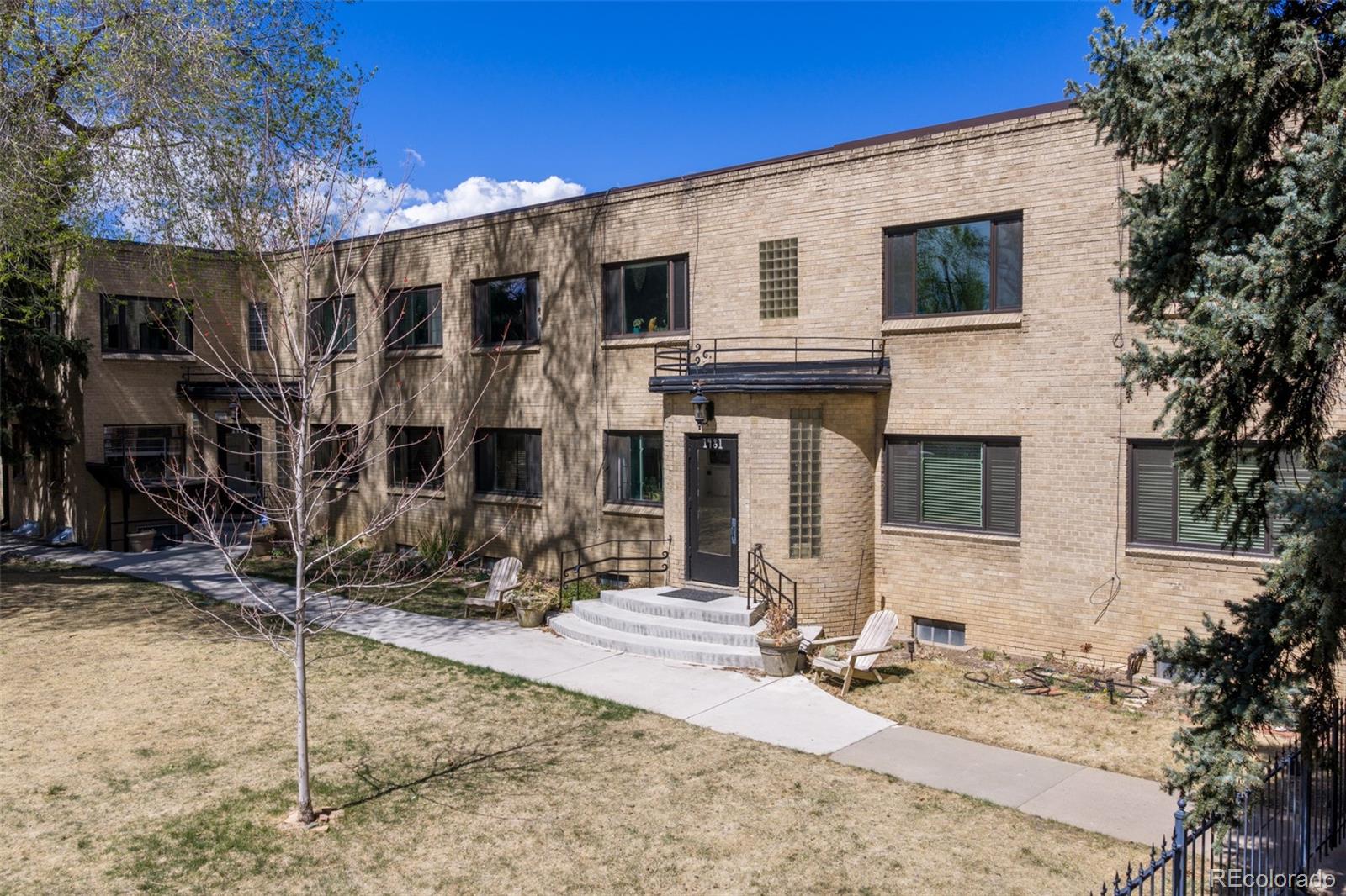 1481 Ash Street Unit: 4