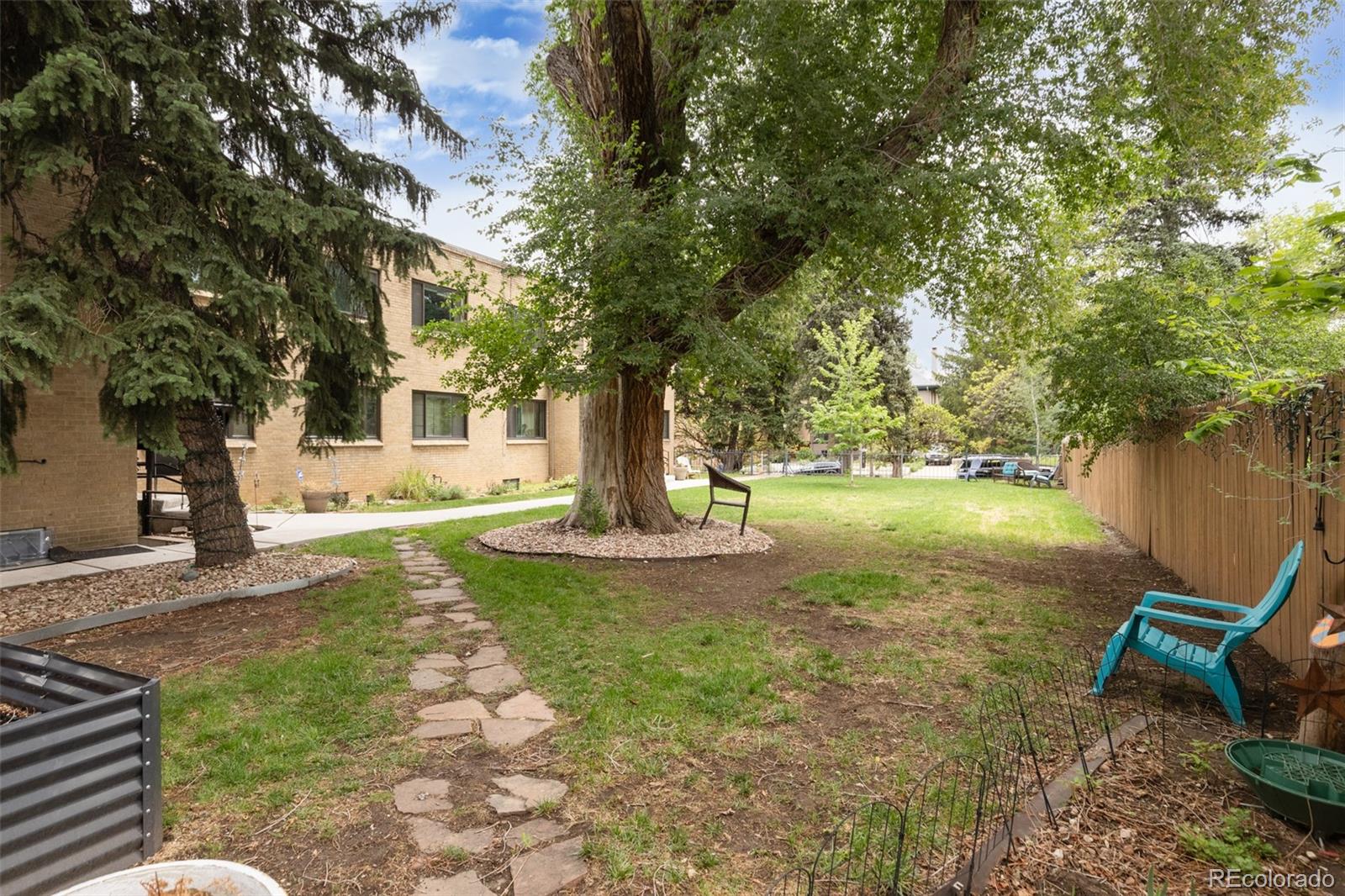 1481 Ash Street Unit: 4