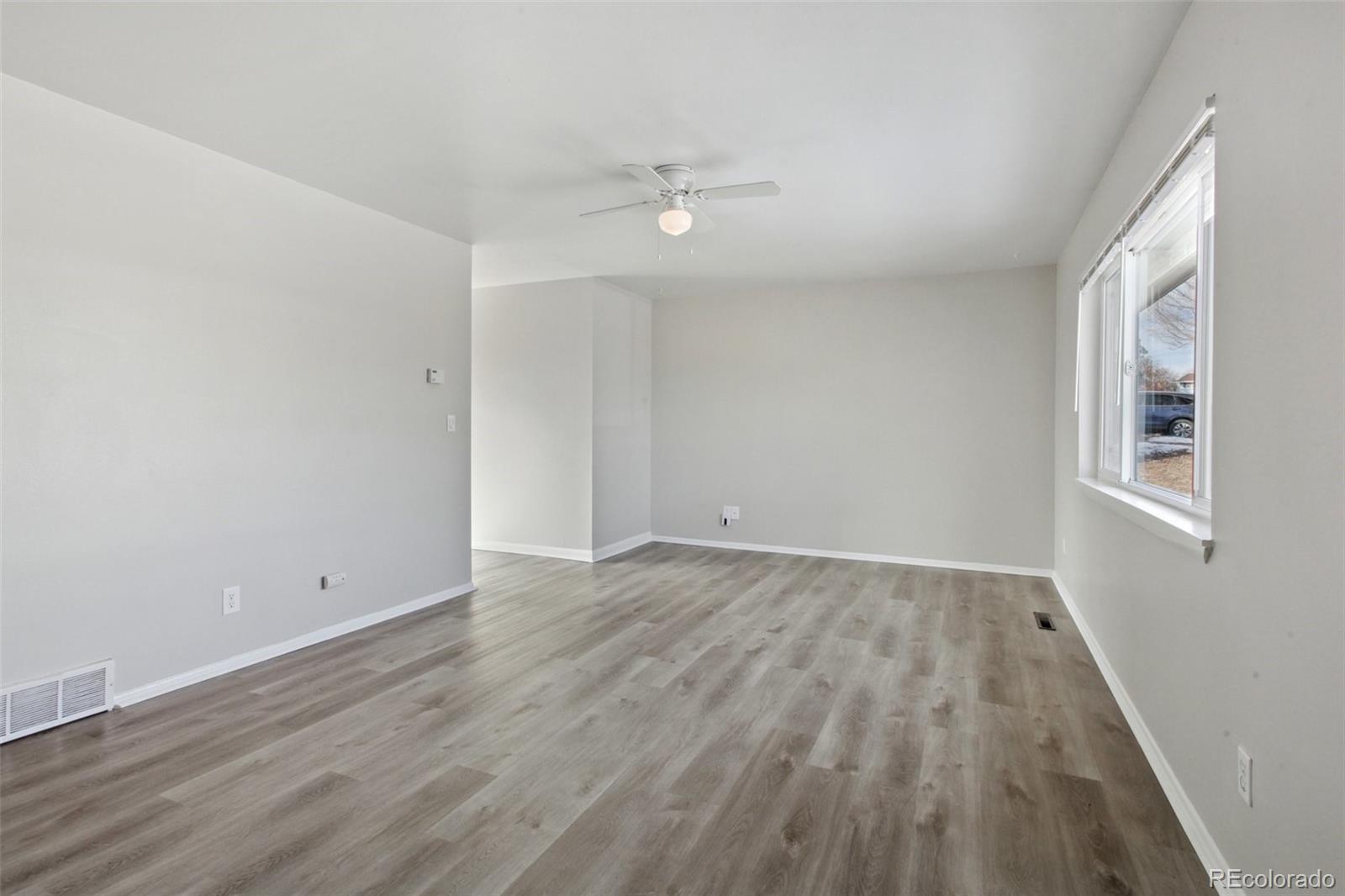 3659 S Temple Street