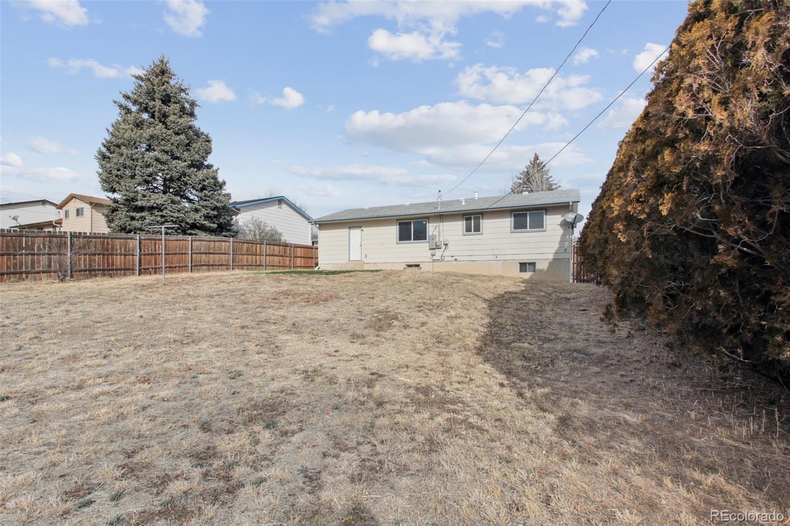 3659 S Temple Street