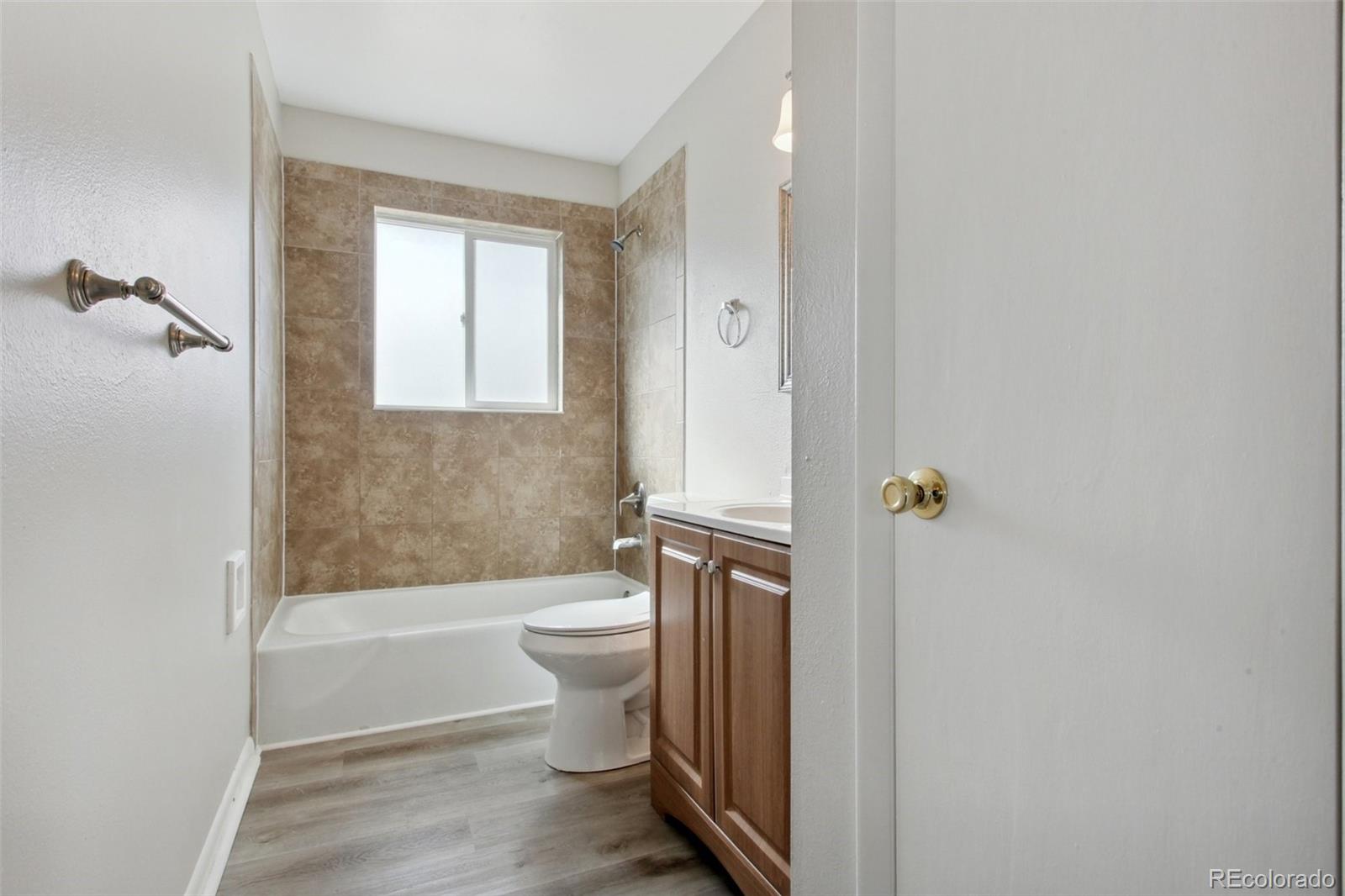 3659 S Temple Street