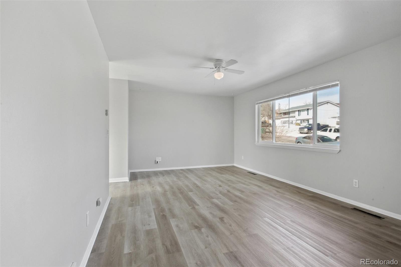 3659 S Temple Street