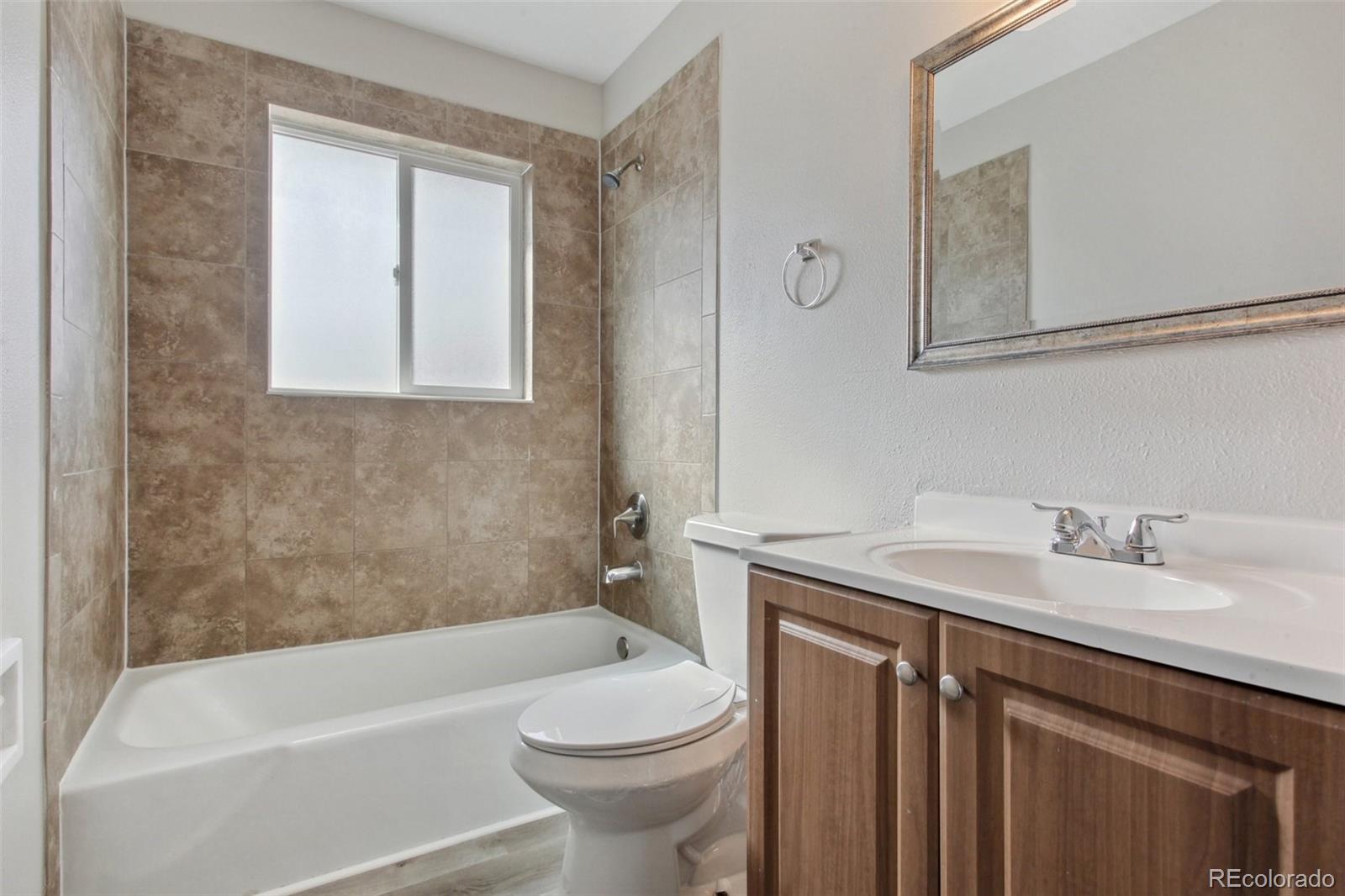 3659 S Temple Street