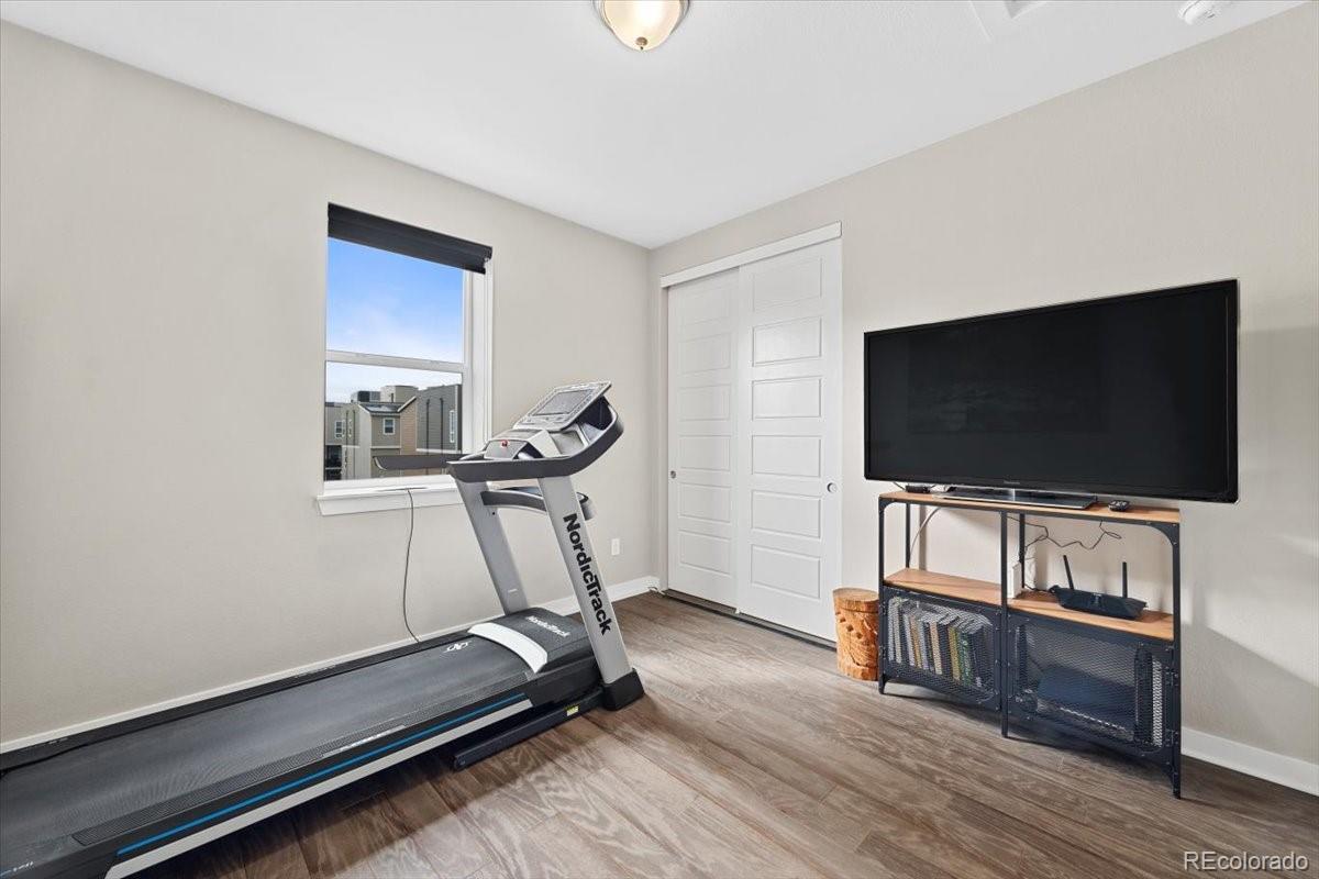 15882 E Broncos Place