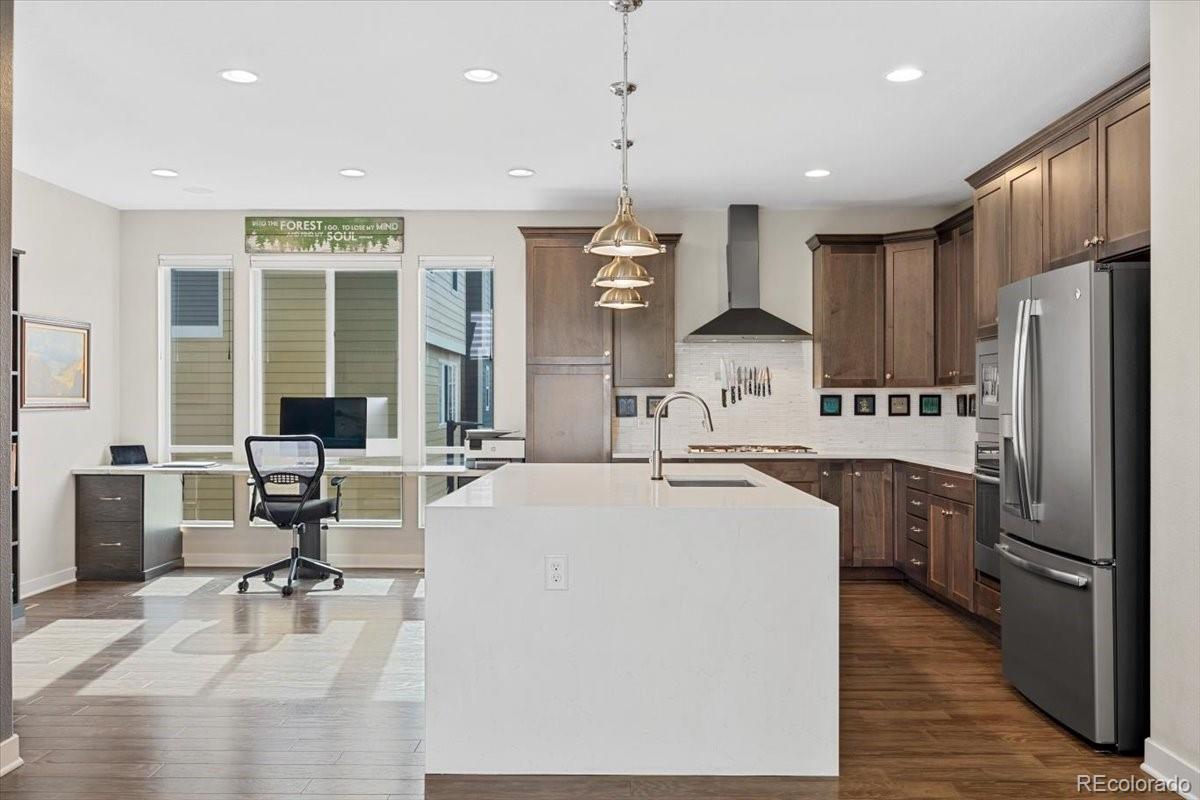 15882 E Broncos Place