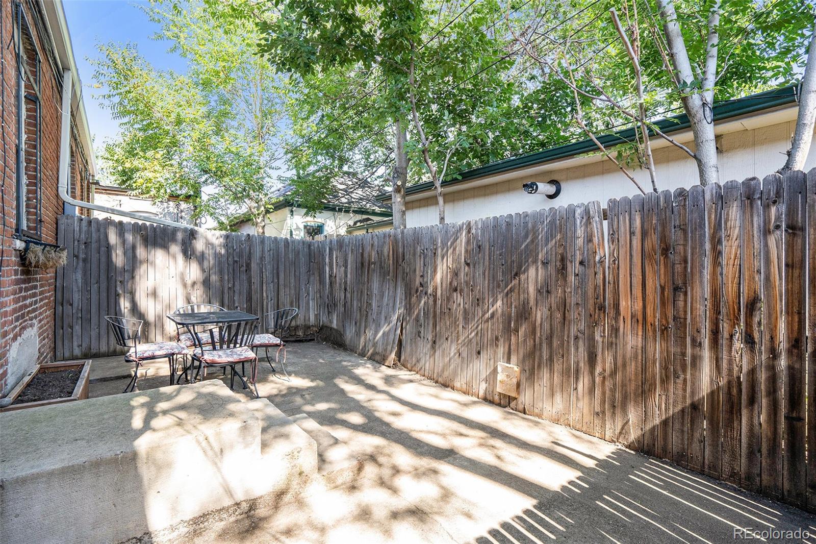 1315 E 27th Avenue