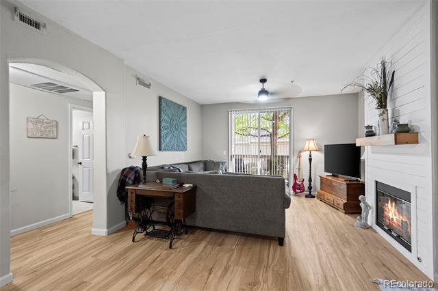 1631 W Canal Circle Unit: 817