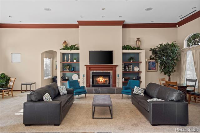 1631 W Canal Circle Unit: 817