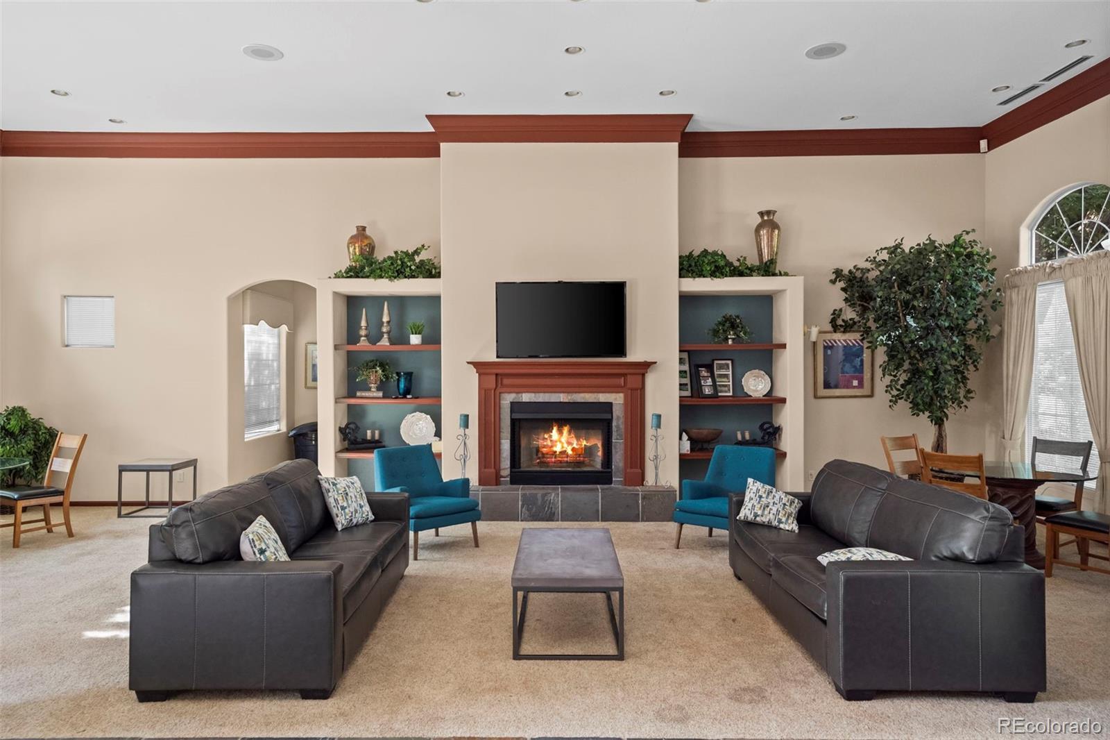 1631 W Canal Circle Unit: 817
