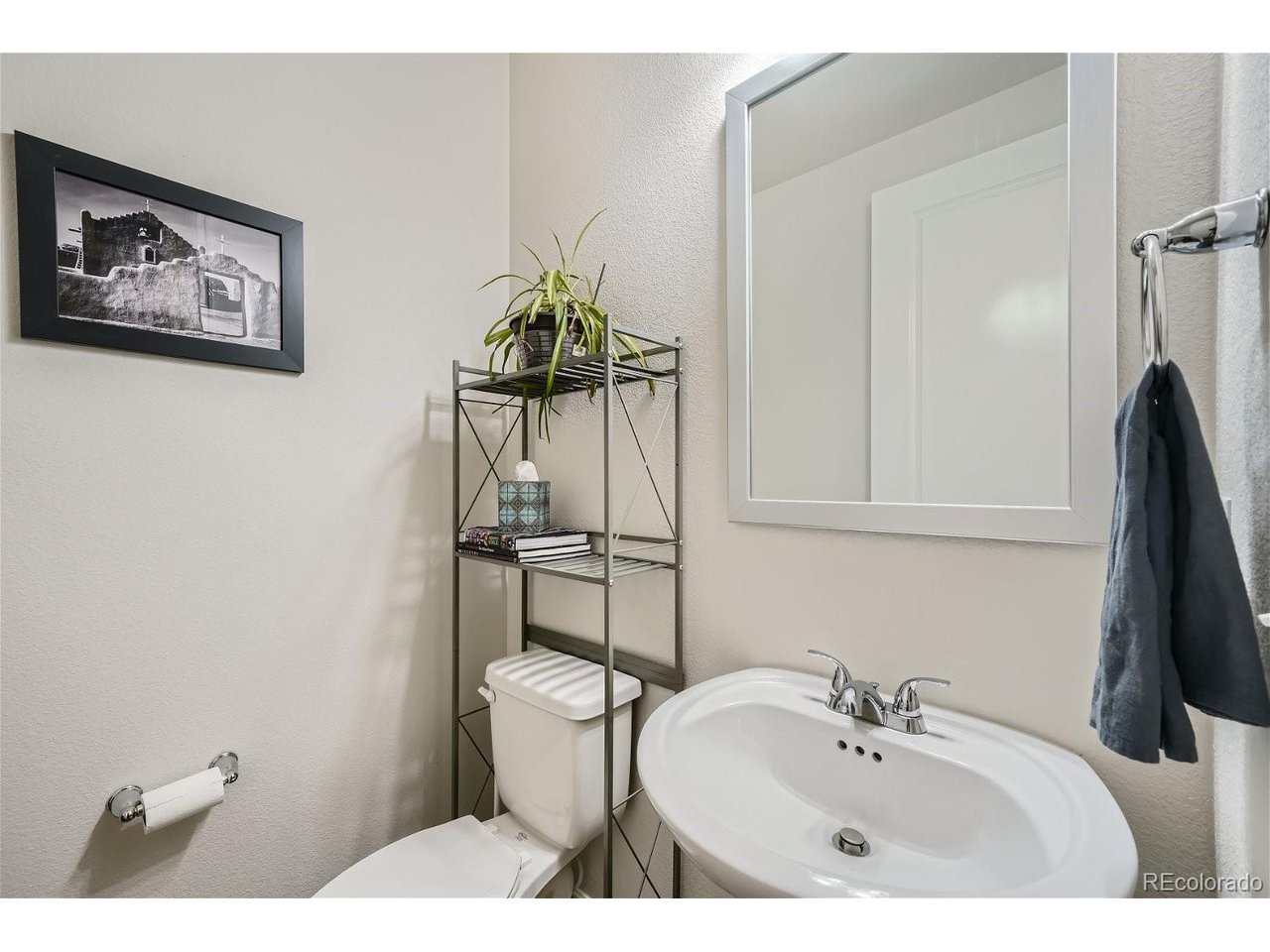 8810 Fraser River Loop