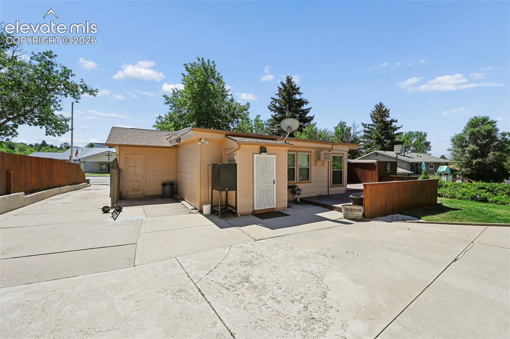 3440 Oro Blanco Drive