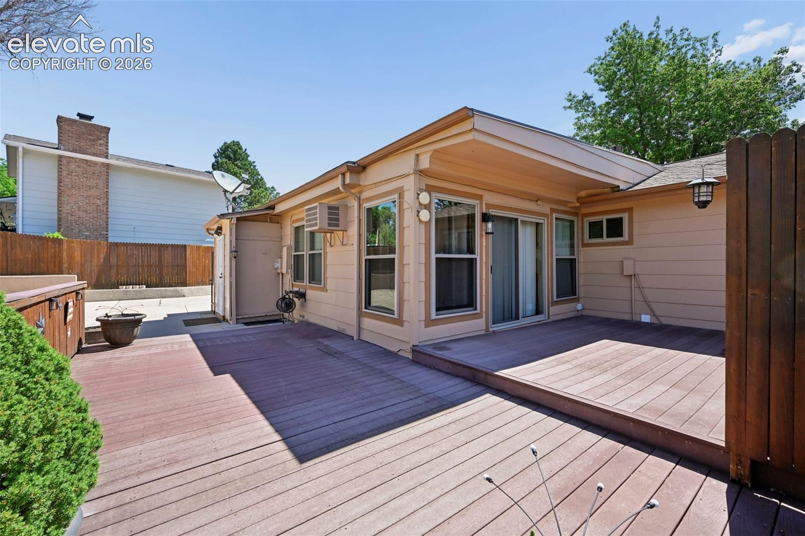 3440 Oro Blanco Drive