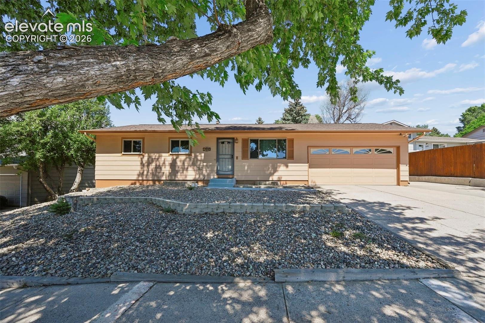 3440 Oro Blanco Drive