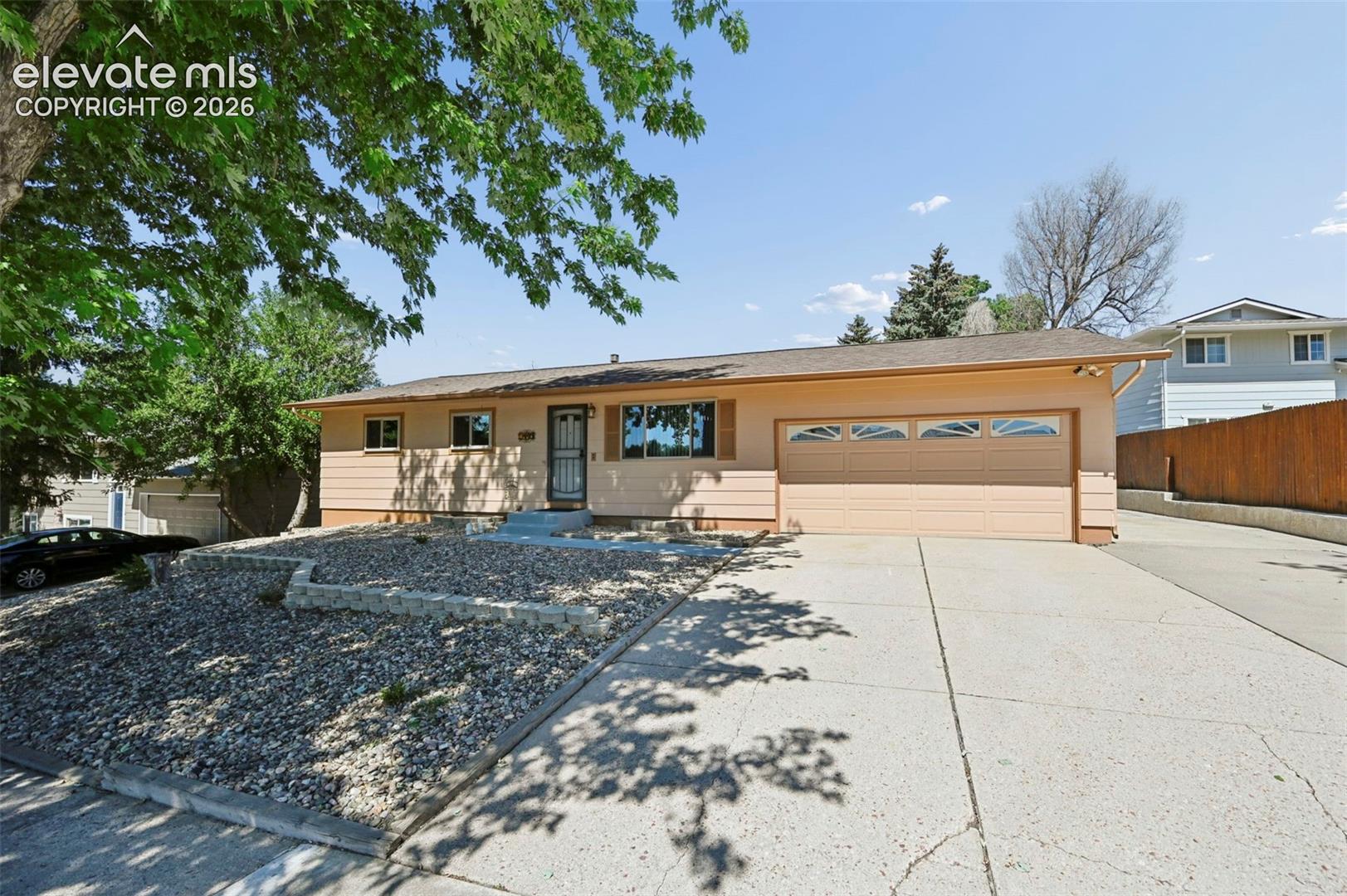 3440 Oro Blanco Drive