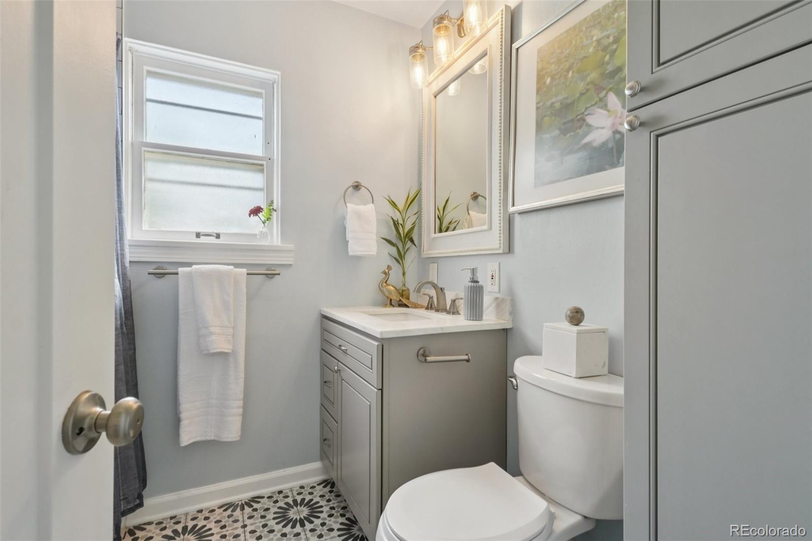 2480 Brentwood Street