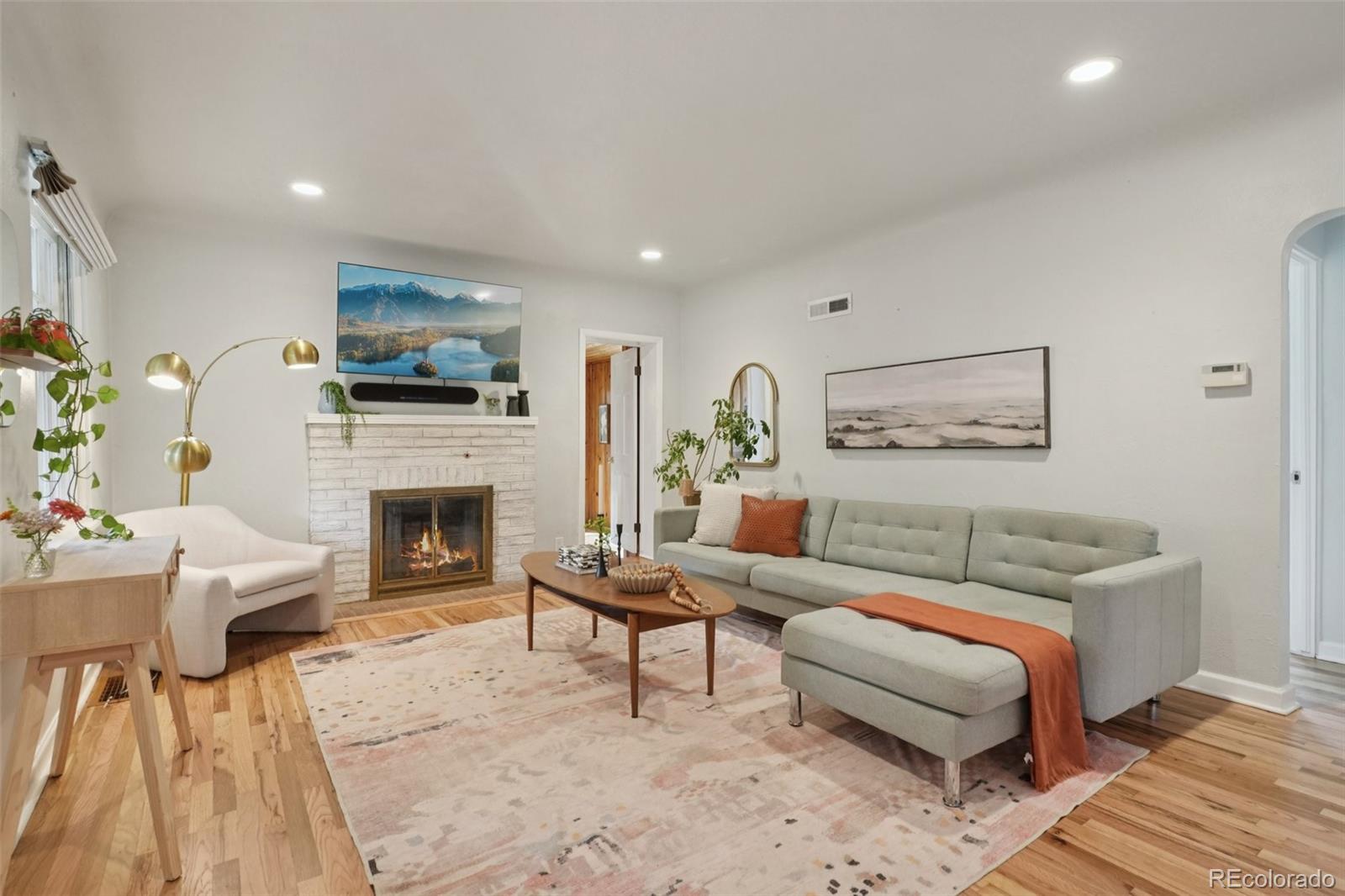 2480 Brentwood Street