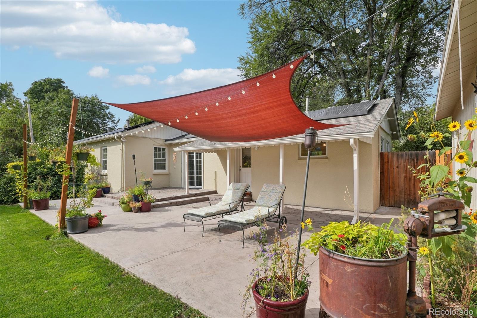 2480 Brentwood Street