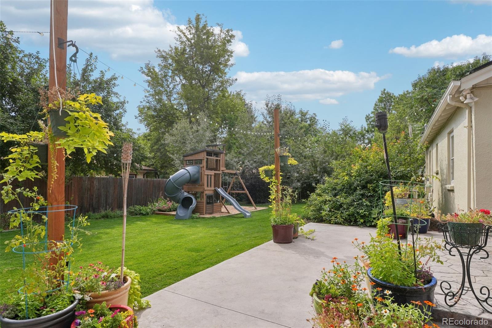 2480 Brentwood Street