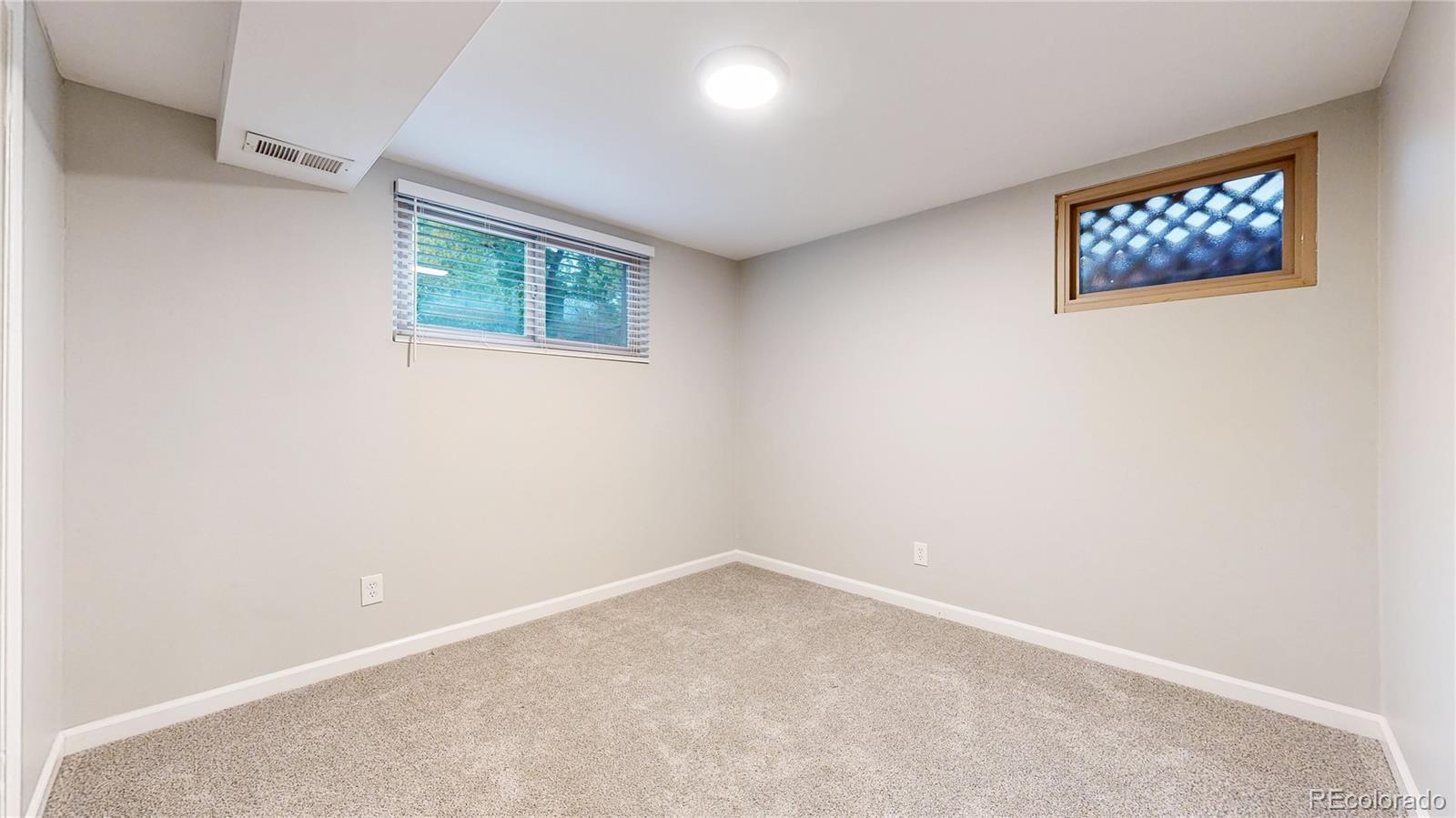 12098 W Virginia Drive