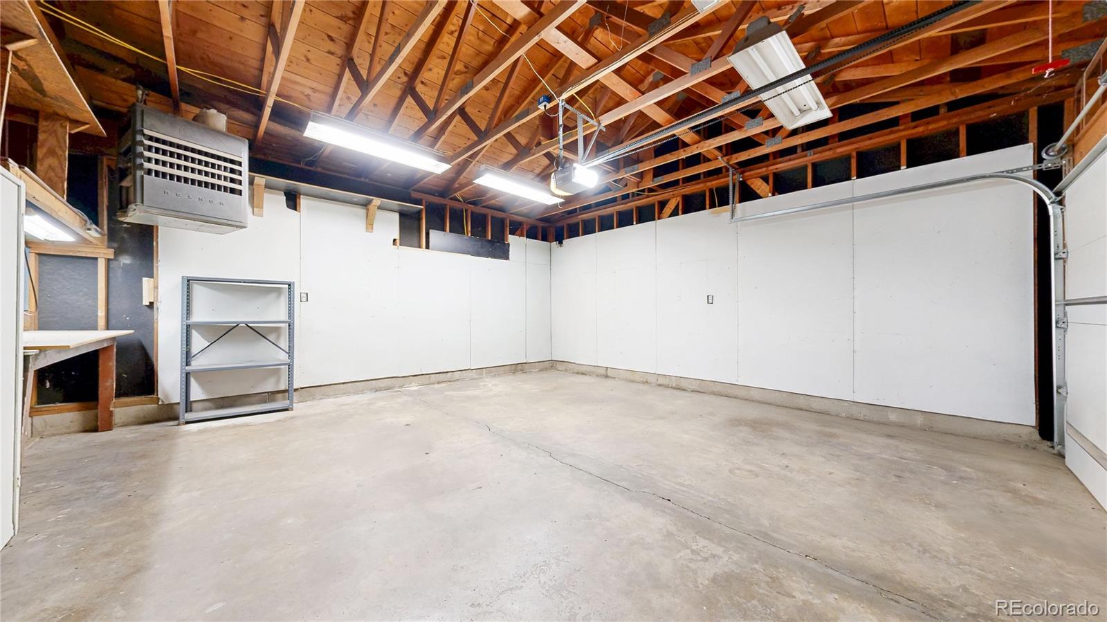 12098 W Virginia Drive