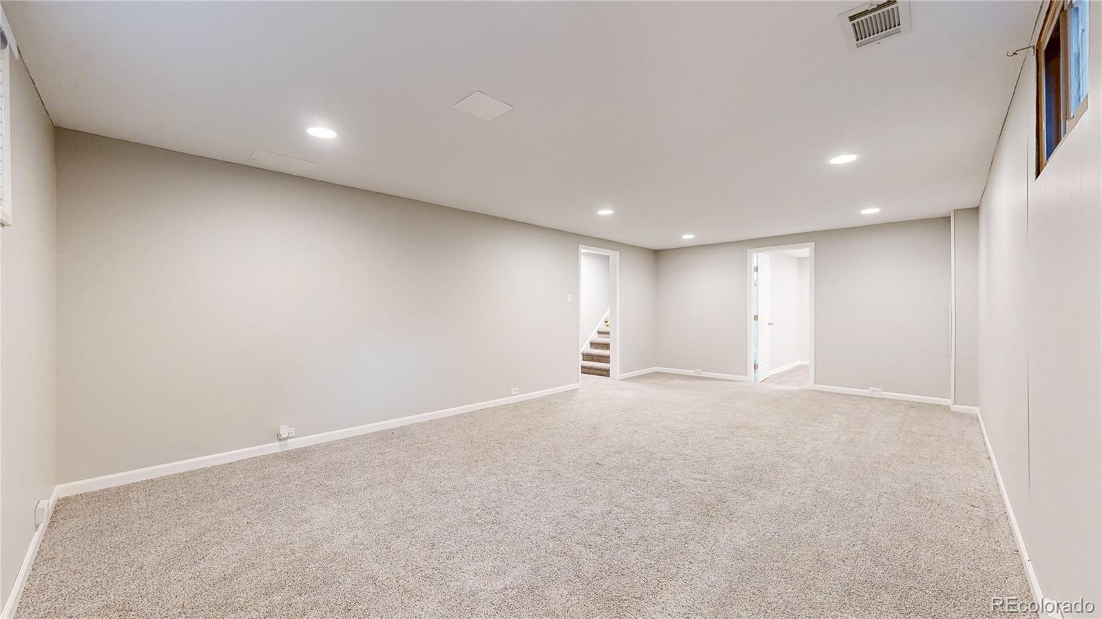 12098 W Virginia Drive