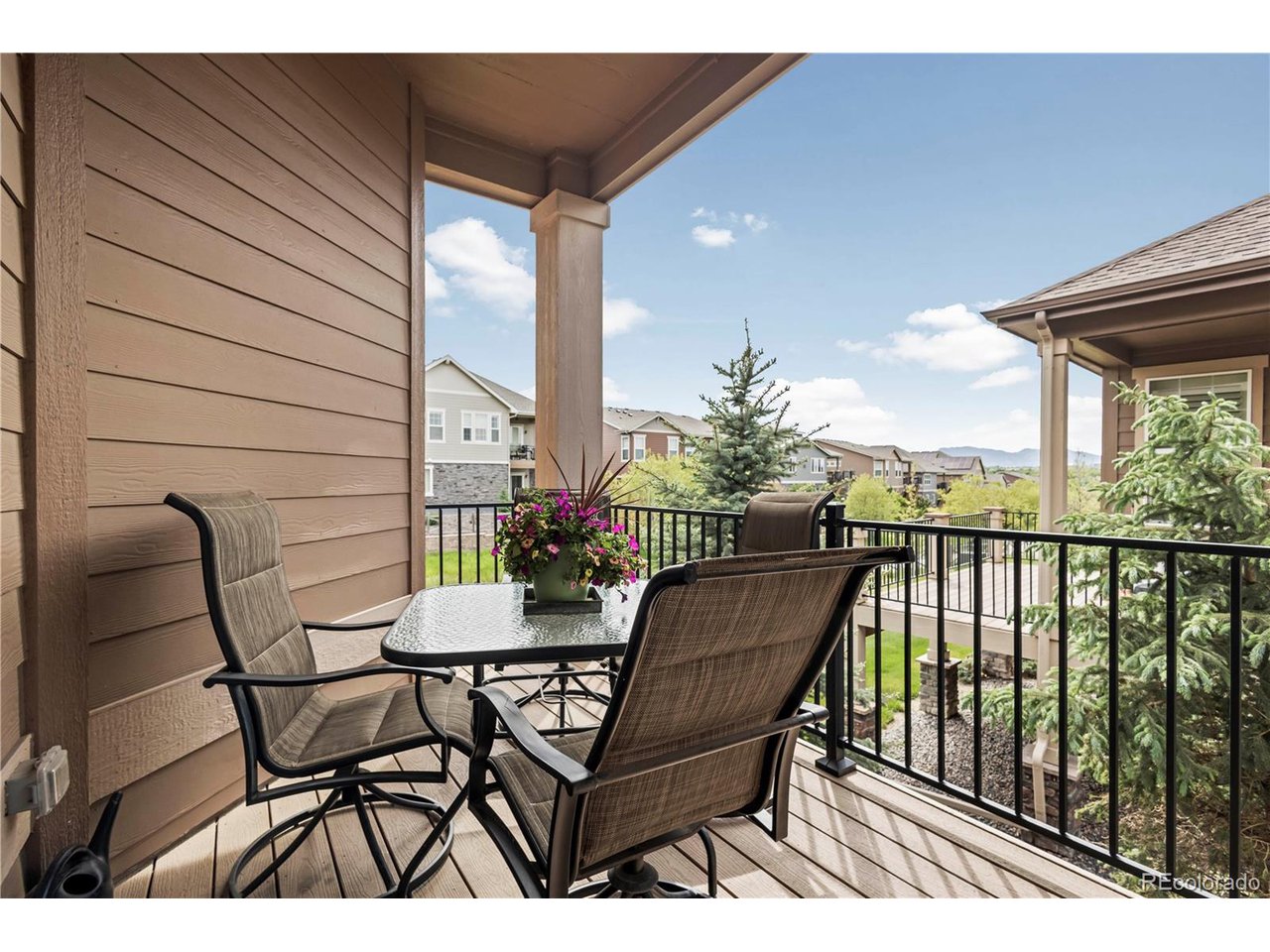 5004 W 109th Cir