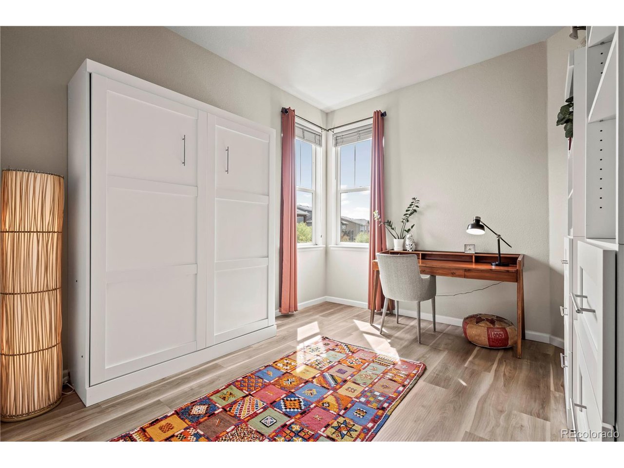 5004 W 109th Cir