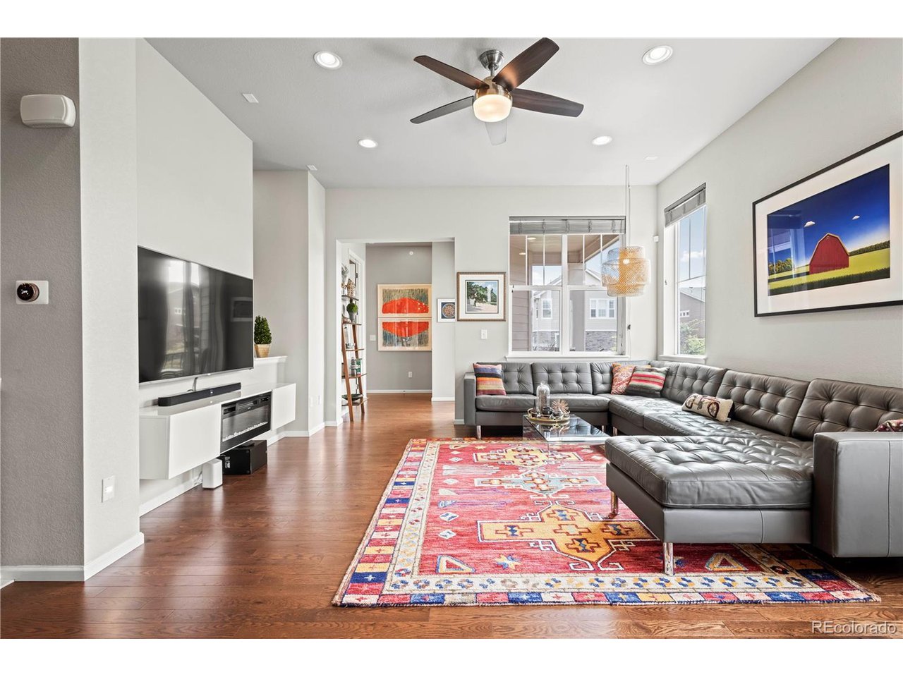 5004 W 109th Cir