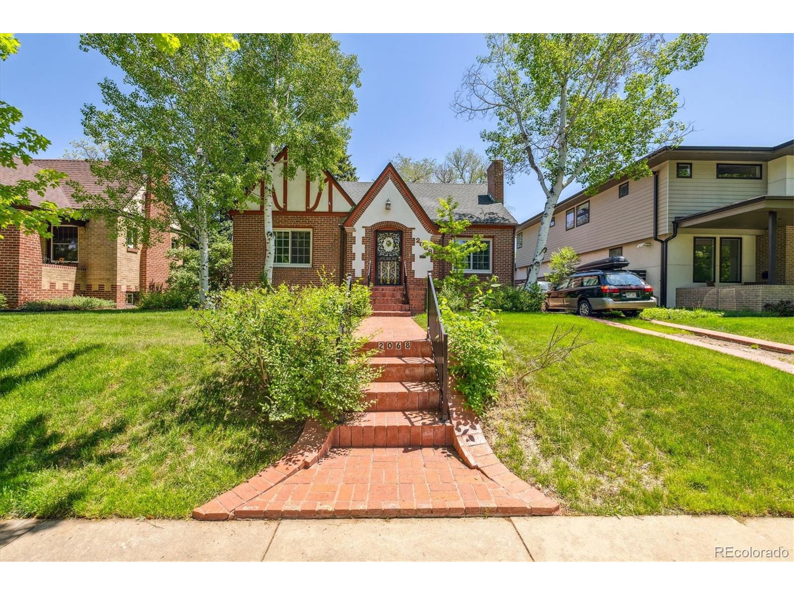 2068 Jasmine St