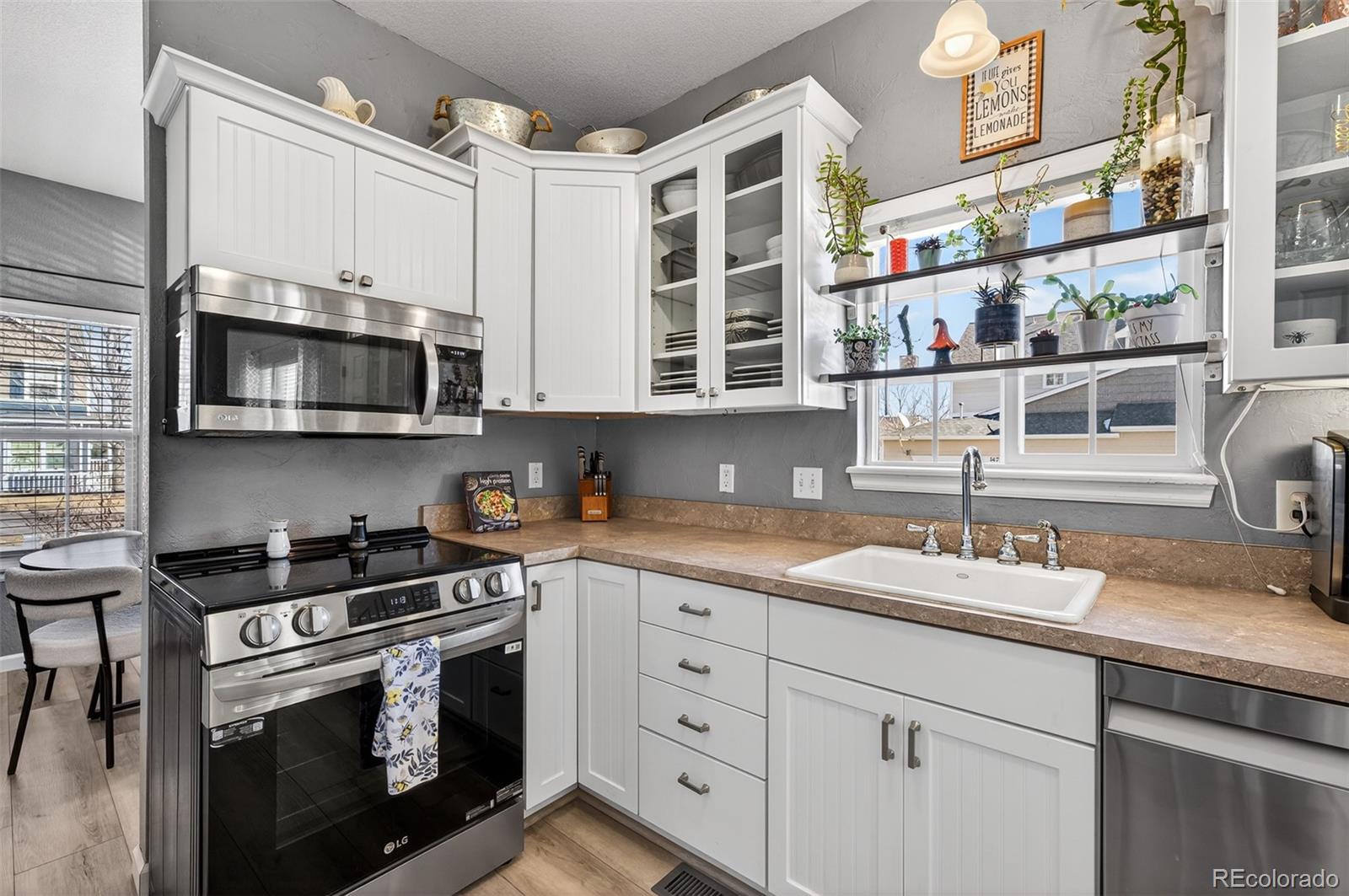 1509 Gold Hill Street