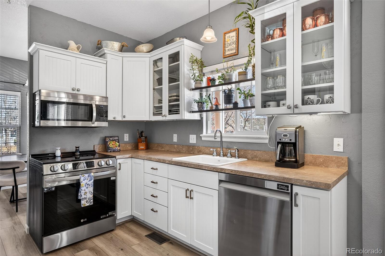 1509 Gold Hill Street