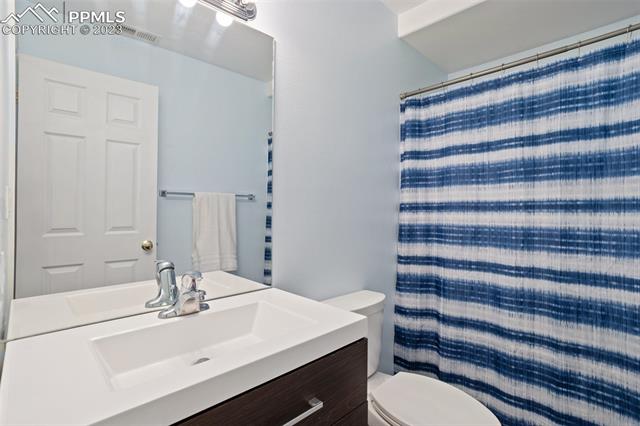 463 N Desert Cove Drive