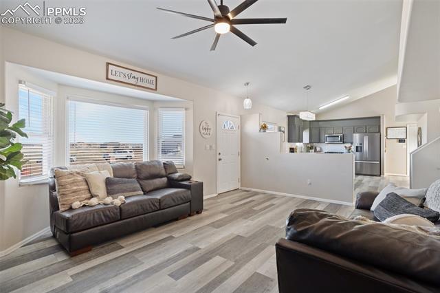 463 N Desert Cove Drive