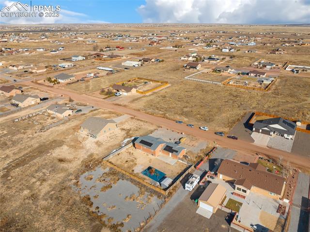 463 N Desert Cove Drive