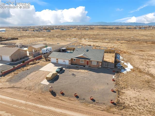 463 N Desert Cove Drive